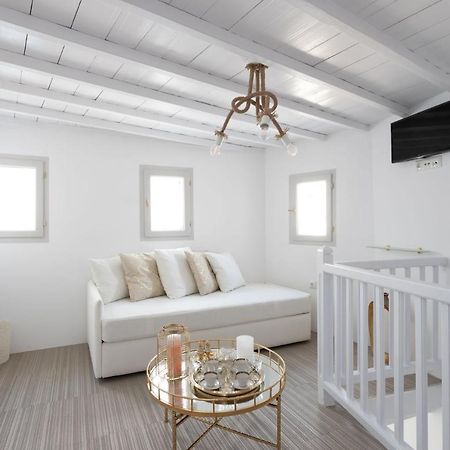 Aniko Suites Chora Mykonos Town Ngoại thất bức ảnh