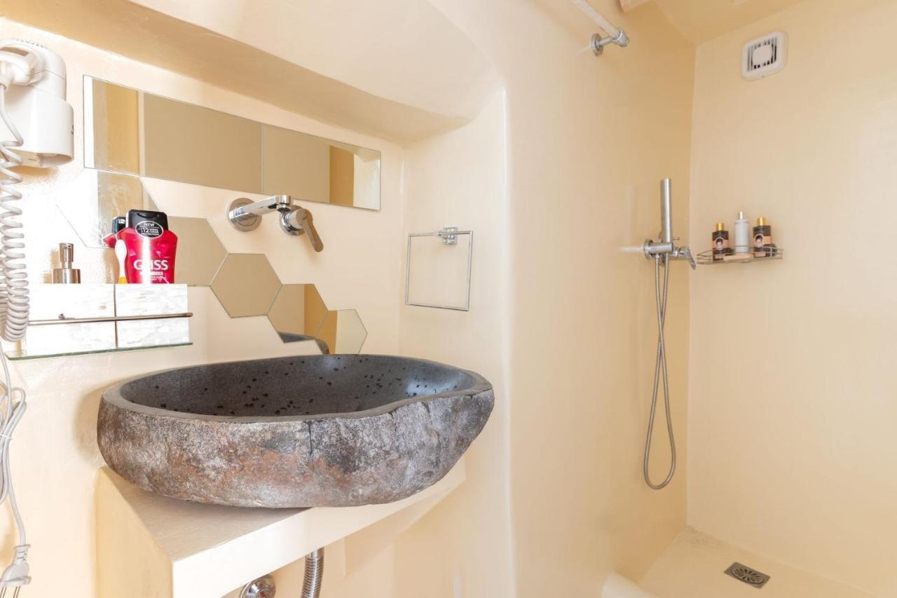 Aniko Suites Chora Mykonos Town Ngoại thất bức ảnh