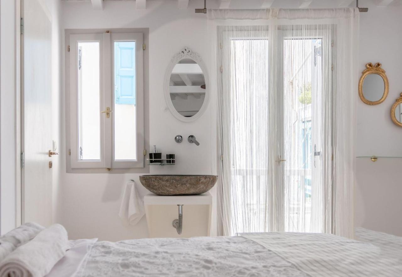 Aniko Suites Chora Mykonos Town Ngoại thất bức ảnh